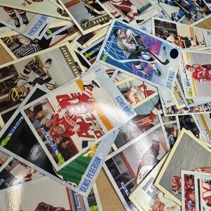Random Vintage Hockey Trading Cards